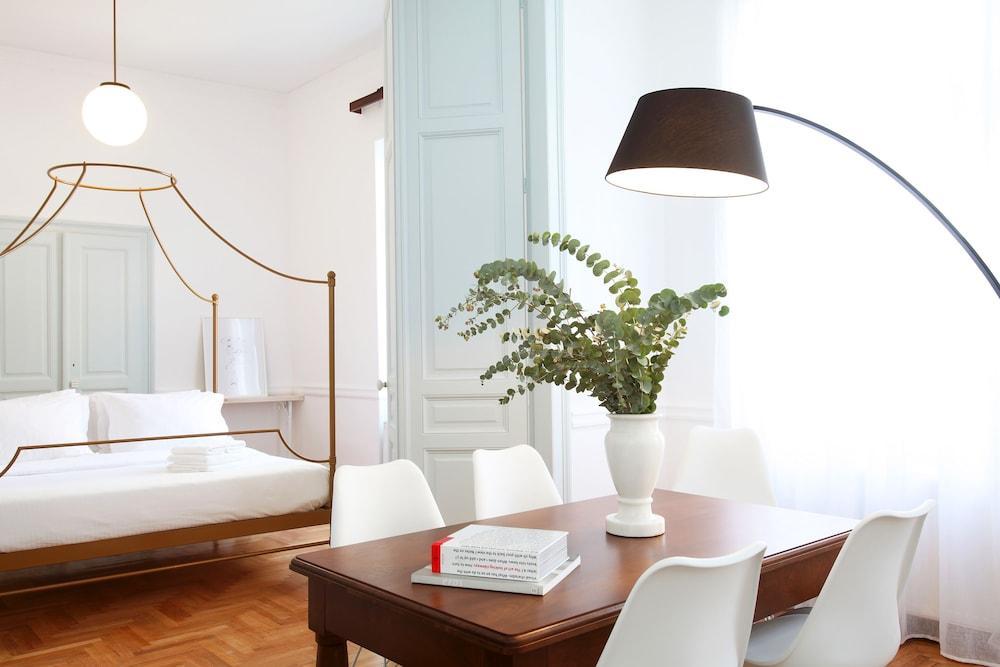 Live In Athens, Thiseio Historic House Bagian luar foto