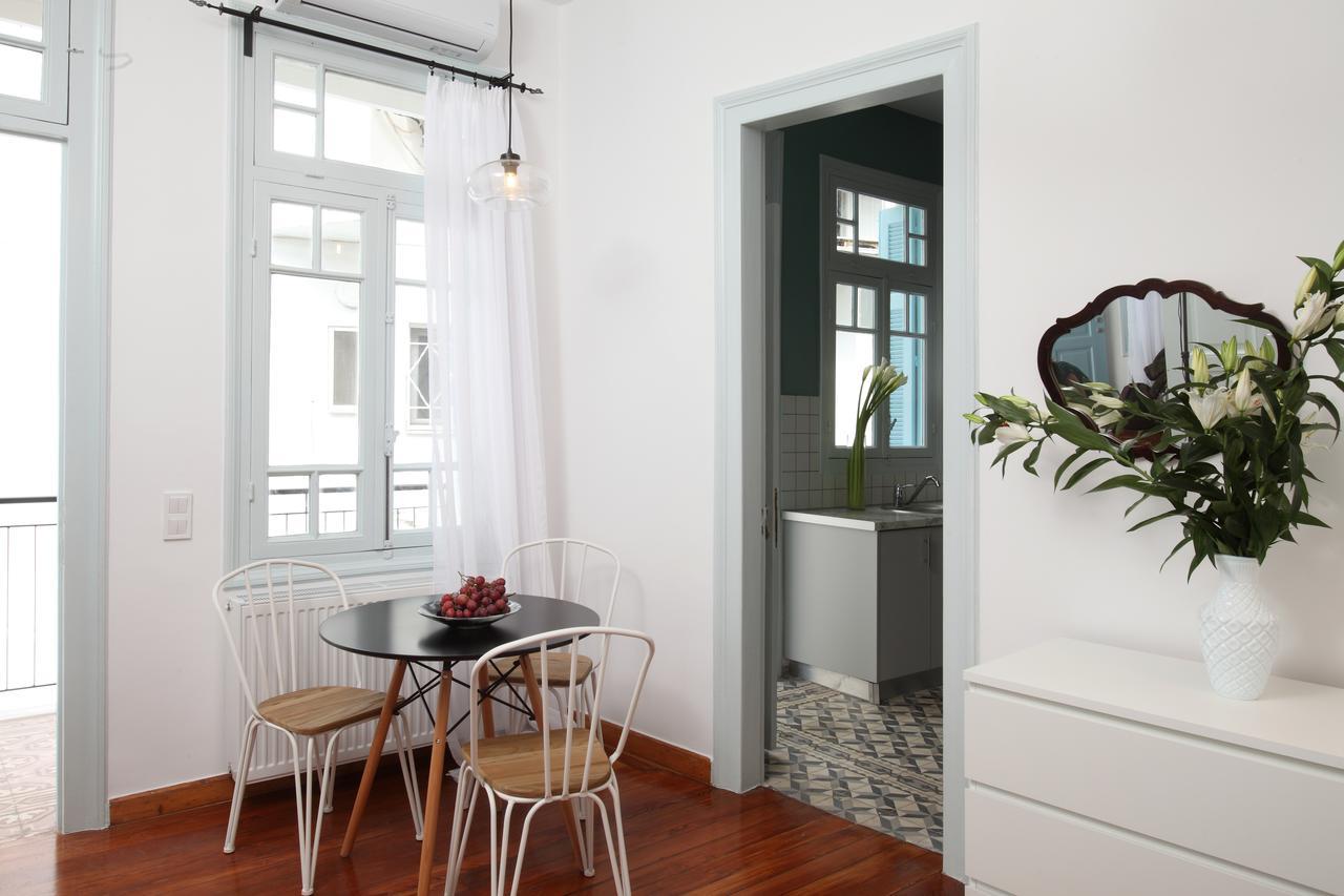 Live In Athens, Thiseio Historic House Bagian luar foto