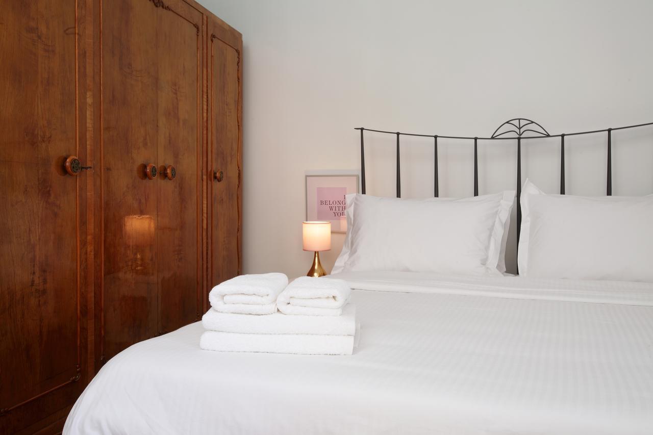Live In Athens, Thiseio Historic House Bagian luar foto