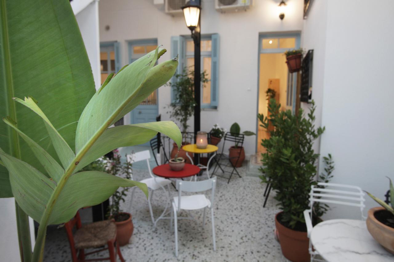 Live In Athens, Thiseio Historic House Bagian luar foto